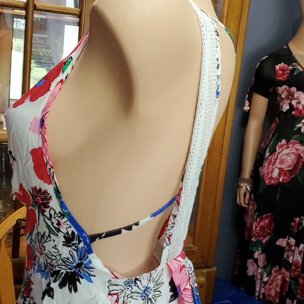 HOST PICK OMG Check This Dress Out! - Picture 6 of 12